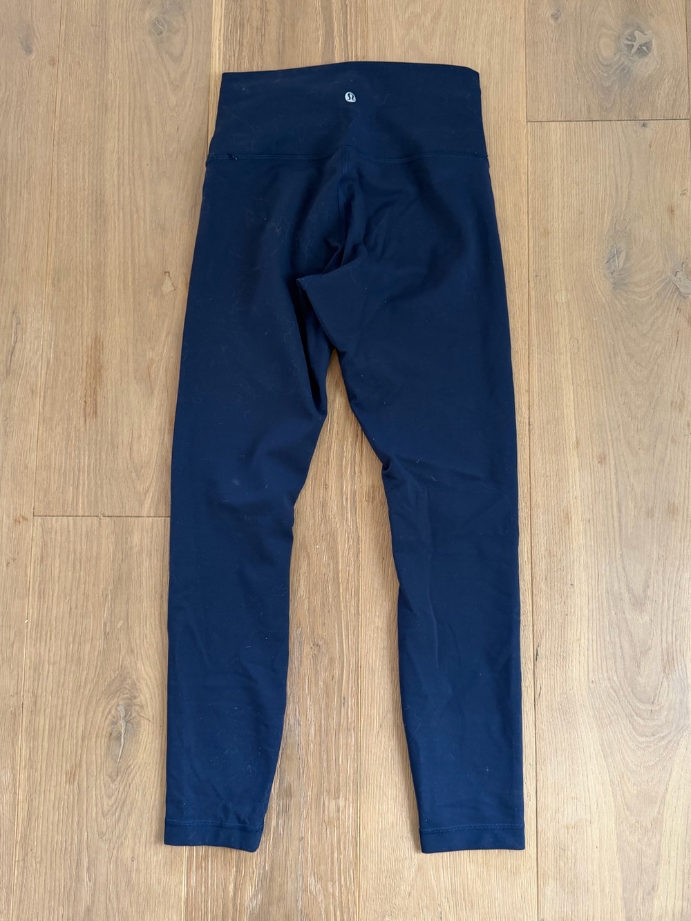 Lulu Wunder-Train Navy 25” leggings - Picture 2 of 3